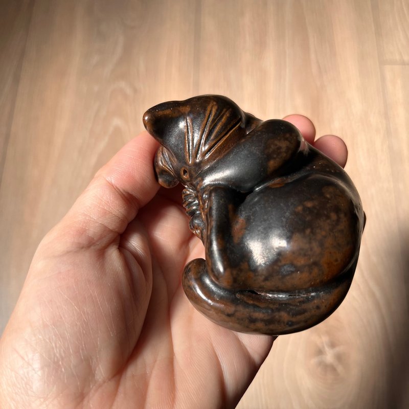 兔子踢。預備備 / 陶偶 / 玳瑁貓 - 擺飾/家飾品 - 陶 咖啡色