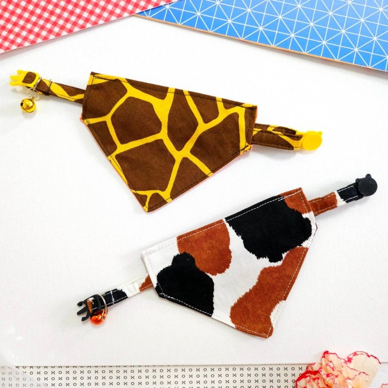 Calico Cat and Giraff  pattern Bandana Cat Collar with Breakaway Safety Buckle - 項圈/牽繩 - 棉．麻 咖啡色