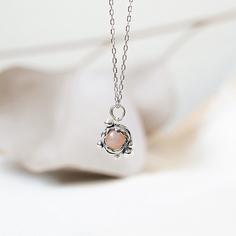 Handmade Silver 925 Sterling Silver Little Monster Ball Necklace Orange Moonstone - สร้อยคอ - เงินแท้ สีส้ม