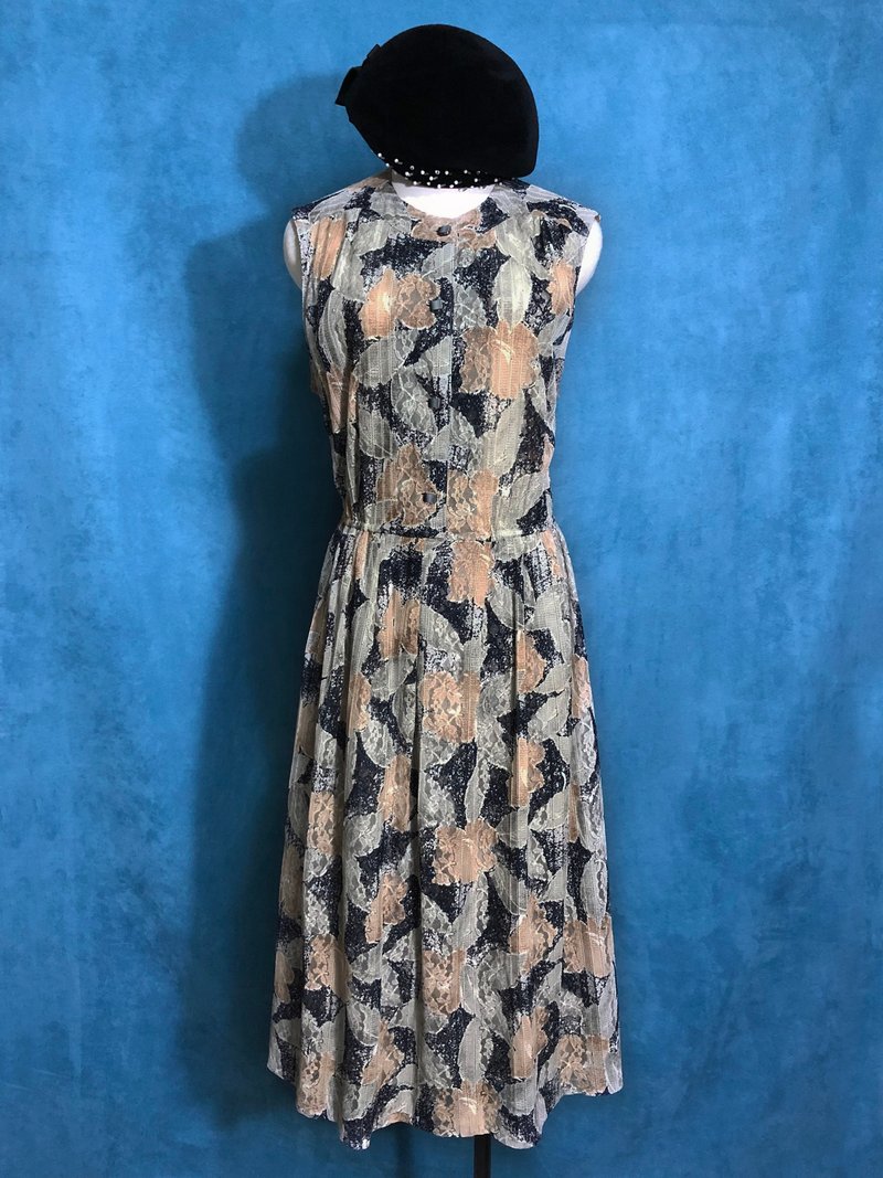 Leaf Lace Textured Light Antique Sleeveless Dress / Bring back VINTAGE from abroad - One Piece Dresses - Polyester Multicolor