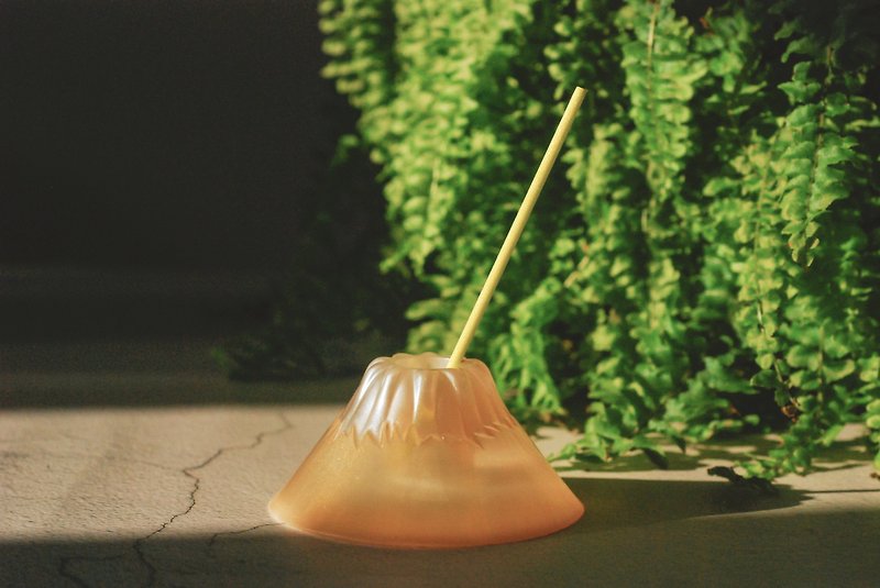【Mount Fuji】Essential Oil Diffuser/Flower Stand-Gold - Fragrances - Resin Gold