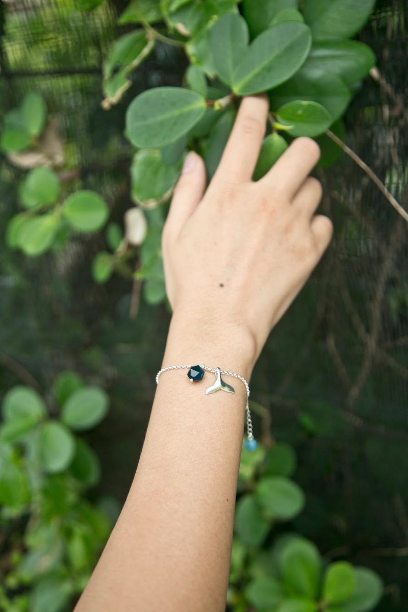 Listen to the sea-jumping wave bracelet light jewelry - Bracelets - Sterling Silver Blue