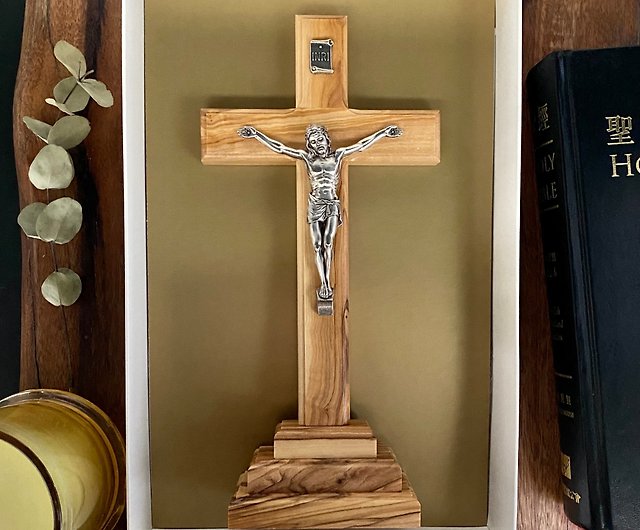 十字架　テーブル重さは量れないのですいません