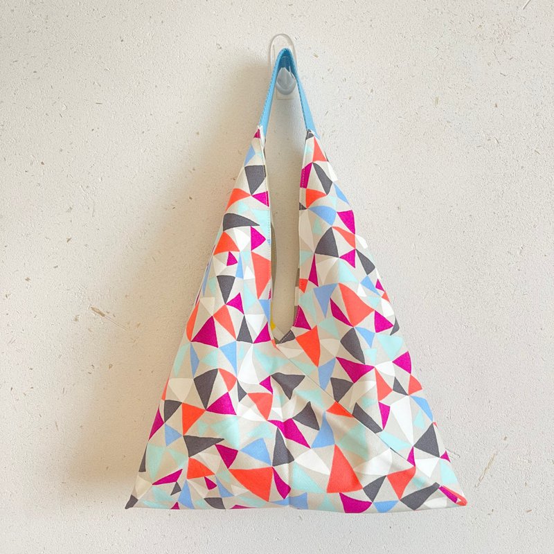 Spring/Summer Color/Zong-Shaped Handbag/Triangle - Handbags & Totes - Cotton & Hemp Multicolor