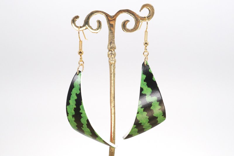 Cut watermelon earrings made of cowhide 設計館 EARL’S FAVOURITE 耳環/耳夾