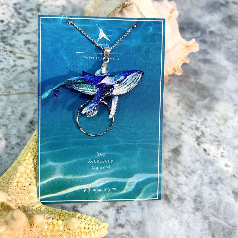 Necklace humpback whale ocean whale handmade silver brooch whales gift box birthday lover - Necklaces - Thread 