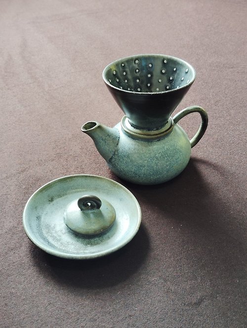 Akai Design Factory 咖啡濾杯,壺,壼蓋及碟子
