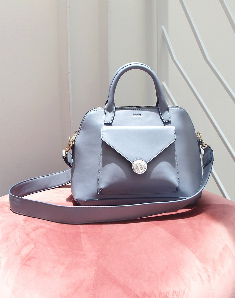Orianna medium-sized shoulder bag/ handheld - Messenger Bags & Sling Bags - Faux Leather Blue