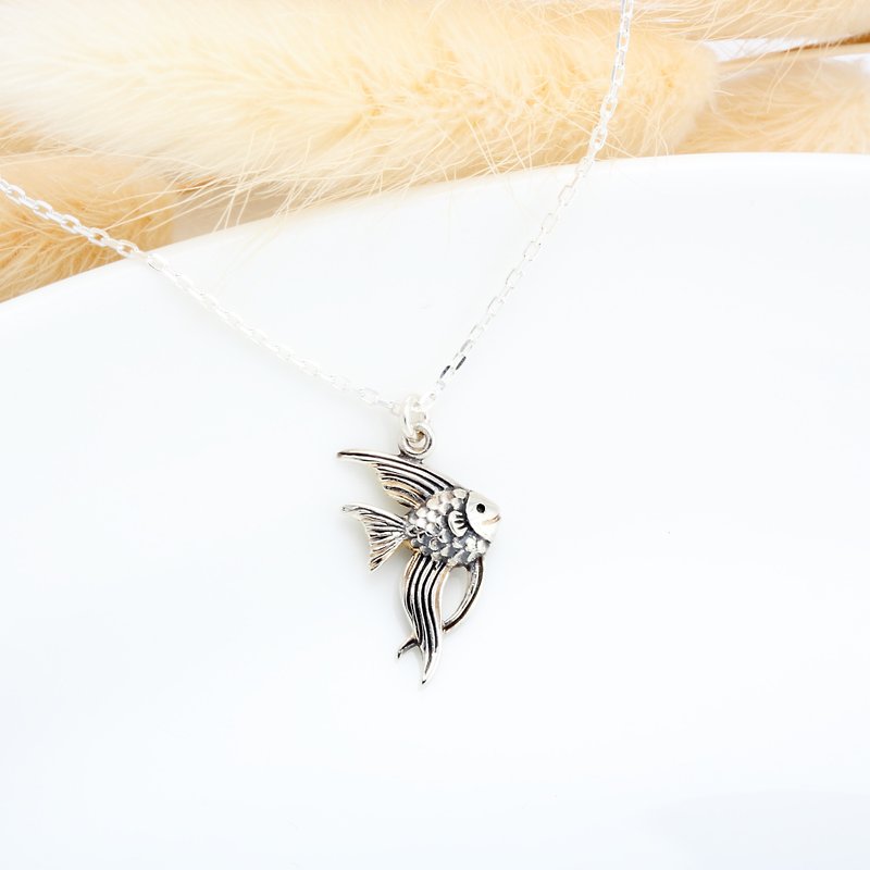 Angelfish s925 sterling silver necklace Valentine Day Birthday gift - สร้อยคอ - เงินแท้ สีเงิน