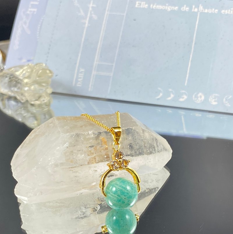 Clear Spring | Tianhe Stone Necklace | Clear Mind | Natural Crystal Necklace - Necklaces - Crystal Green