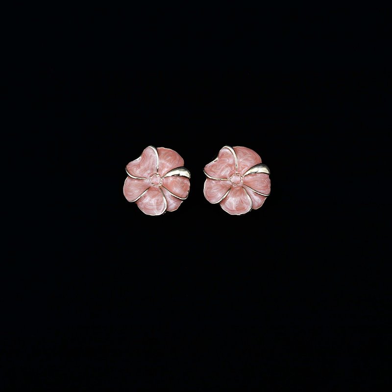 Pumpkin Vintage.珐琅 pink flower clip earrings - ต่างหู - วัตถุเคลือบ 