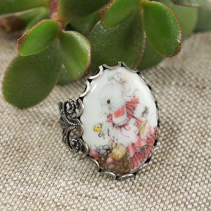 Cute Bunny Rabbit Hare Pink White Porcelain Cameo Adjustable Ring Jewelry Gift - แหวนทั่วไป - เครื่องลายคราม สึชมพู