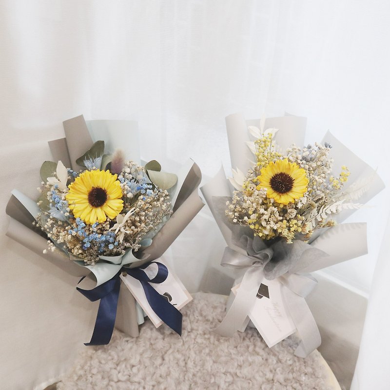 Graduation bouquet \ small bouquet of sunflowers for youth diffuser - ช่อดอกไม้แห้ง - พืช/ดอกไม้ 