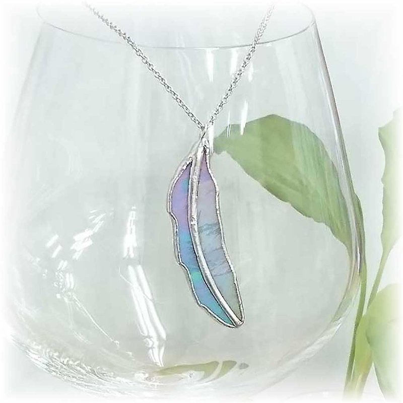 Stained glass necklace [Blue bird feather] - Necklaces - Glass Blue