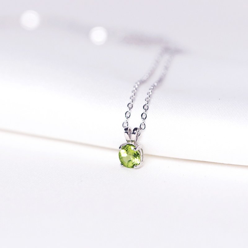 High Quality Stone 5mm - Sterling Silver Necklace - August Birthstone - Necklaces - Crystal Green