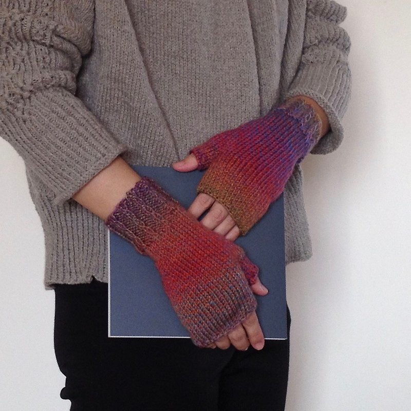 Xiao fabric - hand-woven woolen mittens gradient - sunset - Gloves & Mittens - Wool Orange