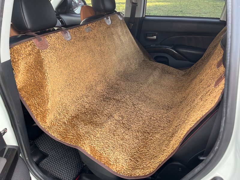 寵物專用車後墊  微光棕 外包尺寸約135X145公分 - 寵物床 - 其他人造纖維 