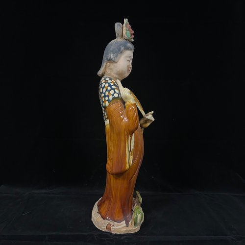 唐三彩貴婦人の置物 - ショップ コレクター 置物 - Pinkoi