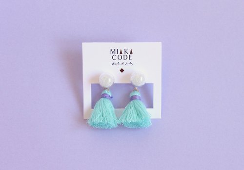 MIAKA CODE 。Handmade & Fashion 10mm透明玻璃球 珍珠 混色 蘋果綠紫系流蘇 耳環/耳夾
