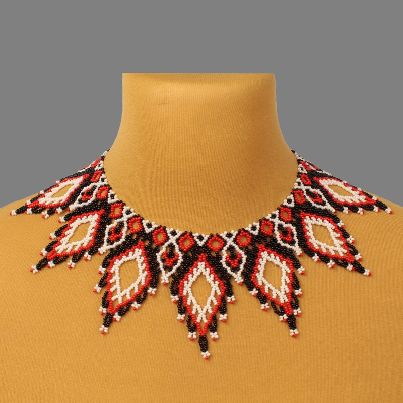 Beaded bib necklace statement accessories for women - 鎖骨鍊 - 玻璃 紅色