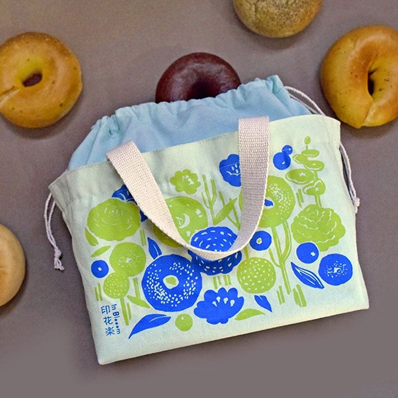 Bunch mouth rectangular bottom small bag / good Qiubei fruit / light green - กระเป๋าถือ - ผ้าฝ้าย/ผ้าลินิน สีเขียว