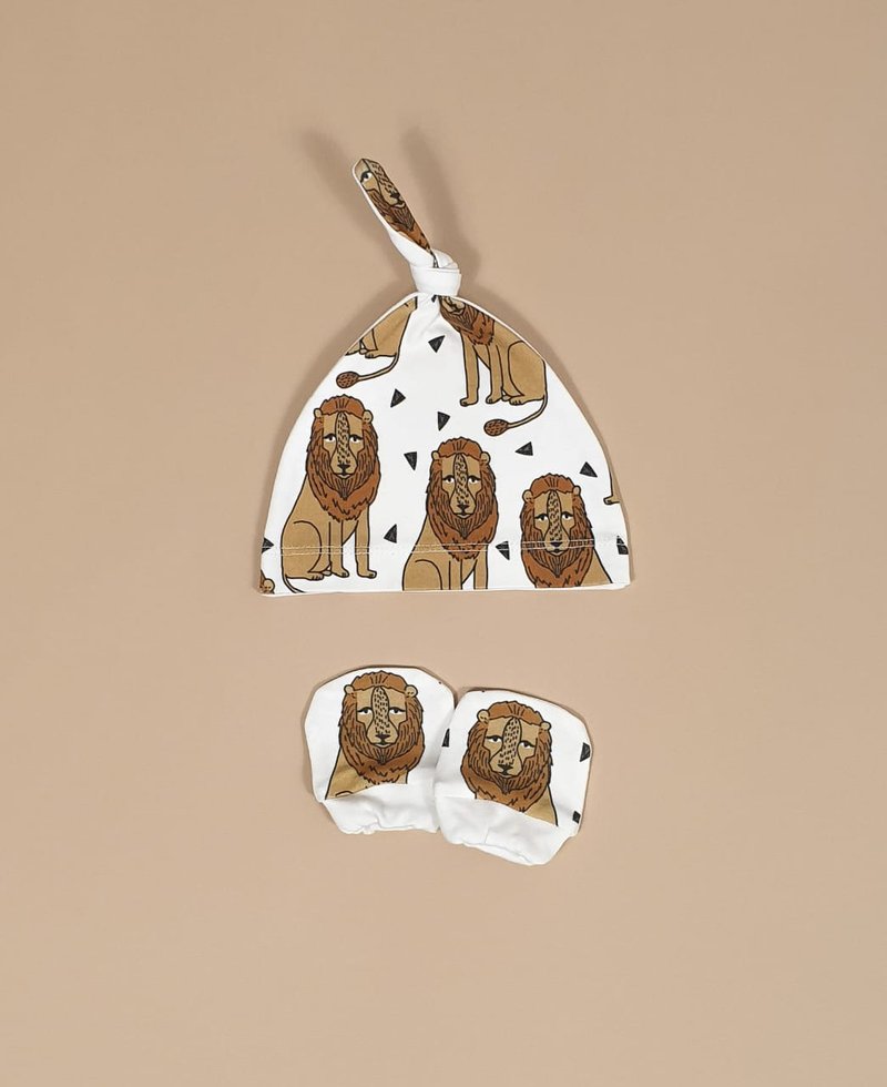 Lions baby mittens and knot hat, organic baby clothes, newborn mittens and hat - 嬰兒帽子/髮帶 - 棉．麻 多色