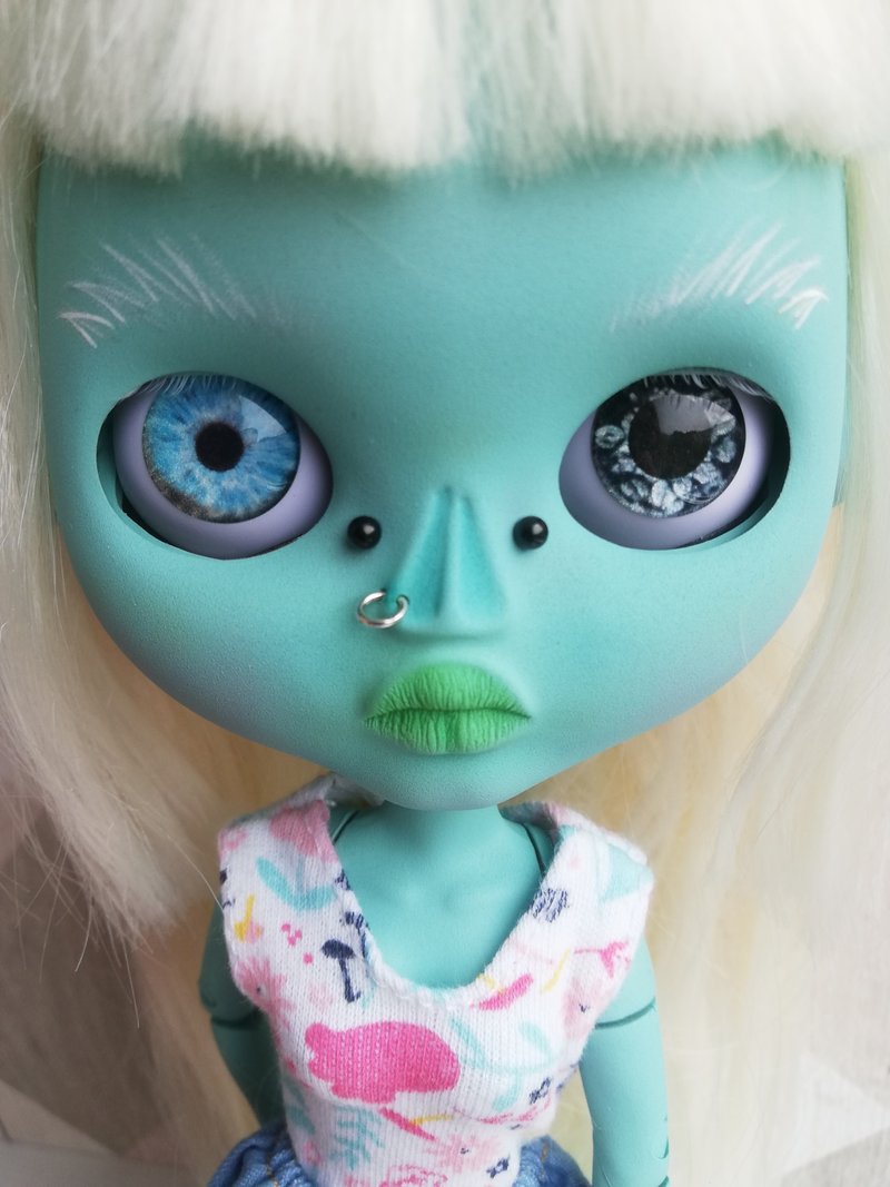 Blythe custom doll Zombie Sceleton face piercing OOAK doll - 公仔/玩偶 - 塑膠 藍色