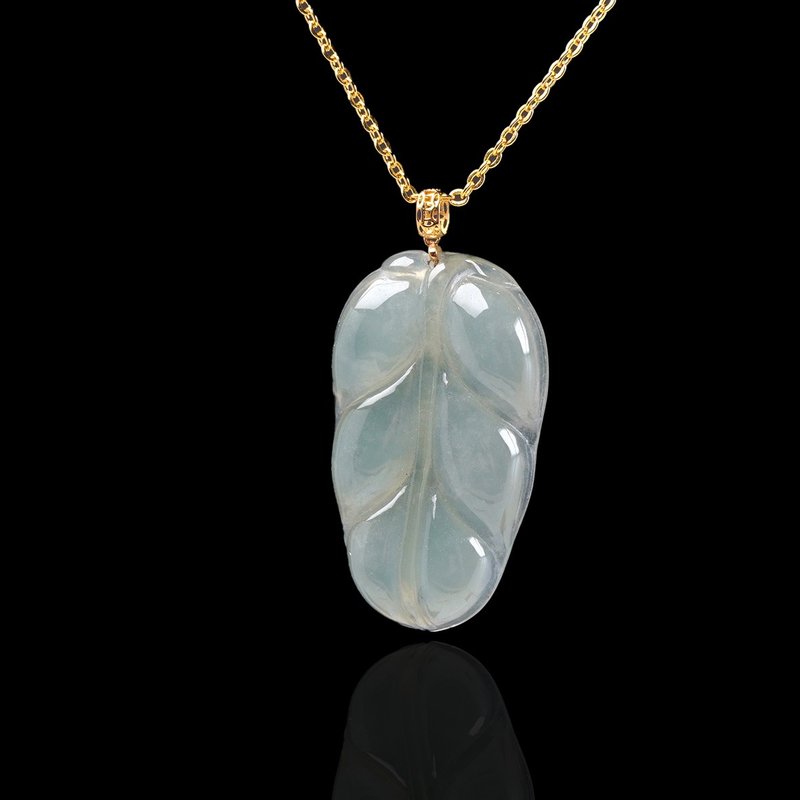 [Get rich with one leaf] Ice jade leaf necklace 18K gold pendant | Natural Burmese jade A grade jade - สร้อยคอ - หยก สีเขียว