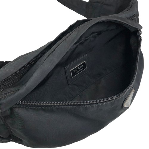 PRADA プラダ スリングバッグ ブラック トライアングルロゴ ナイロン