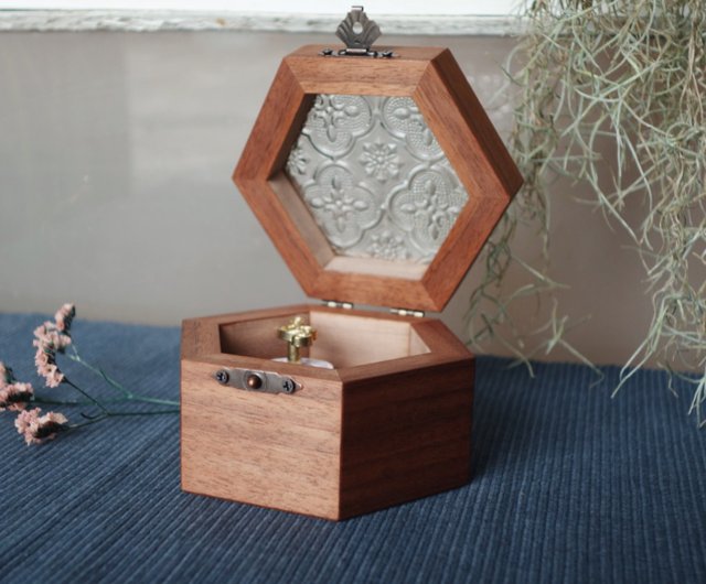 ShouZhuo 手作り --- 六角オルゴール - ショップ 生き続ける 置物 - Pinkoi