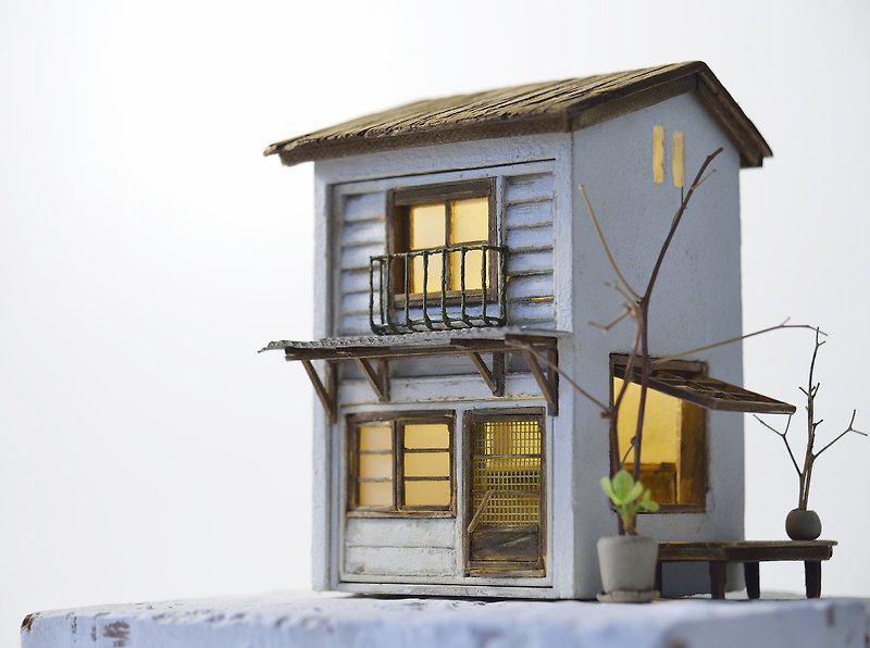 Old House Creation--Old House with Mottled White Walls (Customized) - ของวางตกแต่ง - ปูน สีนำ้ตาล
