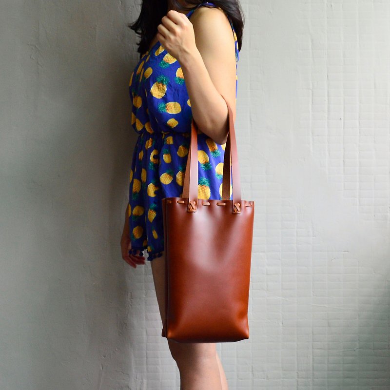 [Romantic journey of your knitting] Cowhide Tote Bag Shoulder Bag TOTE Leather Woven - กระเป๋าถือ - หนังแท้ สีนำ้ตาล