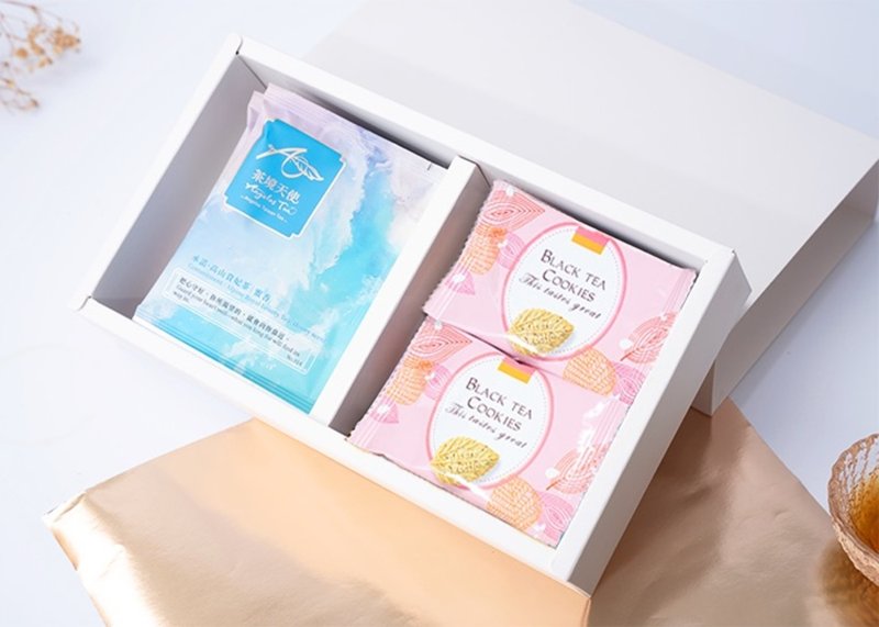 聖誕白金系列-祝福茶點禮盒 聖誕節禮物 茶包茶餅組合 聖誕交換禮 - 茶葉/茶包/水果茶 - 其他材質 