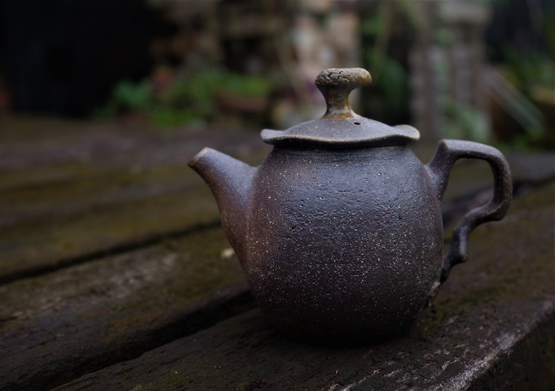 S&M wood-fired teapot - 茶具/茶杯 - 陶 卡其色