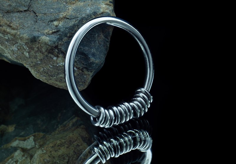 Anxiety Titanium Ring - Stress Relief Round Ring - Anti-stress Ring - แหวนทั่วไป - โลหะ สีเงิน