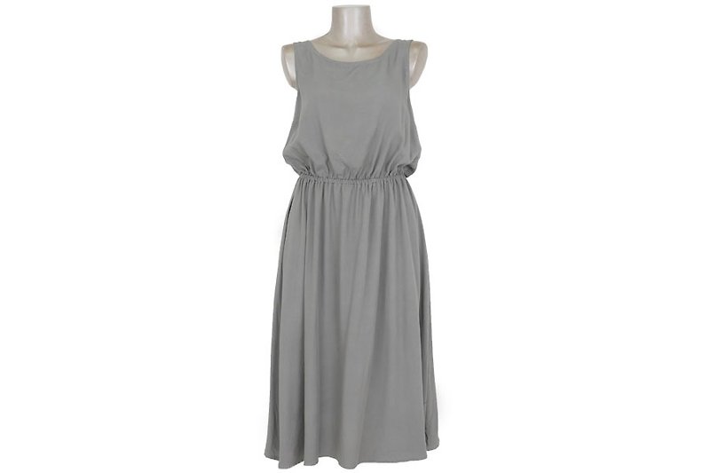 Rear View is cute! Back ribbon browsing Dress <gray> - ชุดเดรส - วัสดุอื่นๆ สีเทา