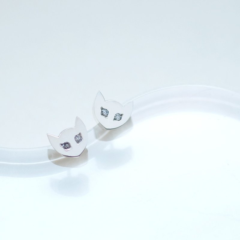 猫 ピアス シルバー925 - 耳環/耳夾/耳骨夾 - 其他金屬 銀色