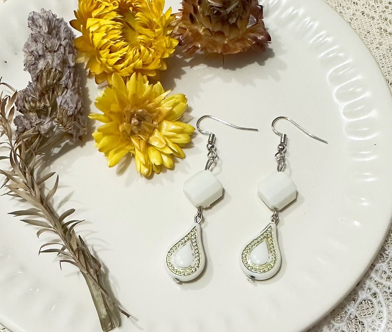 DIY White Collection Earrings