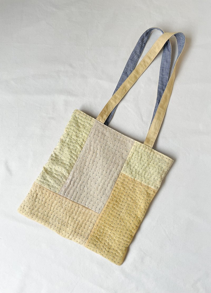 日本製 藍染糸使用 刺子 Japanblue sashiko   Patchwork Tote BAG 柔らかリネンとコットンのトートバッグ　アップサイクル - 手提包/手提袋 - 棉．麻 黃色