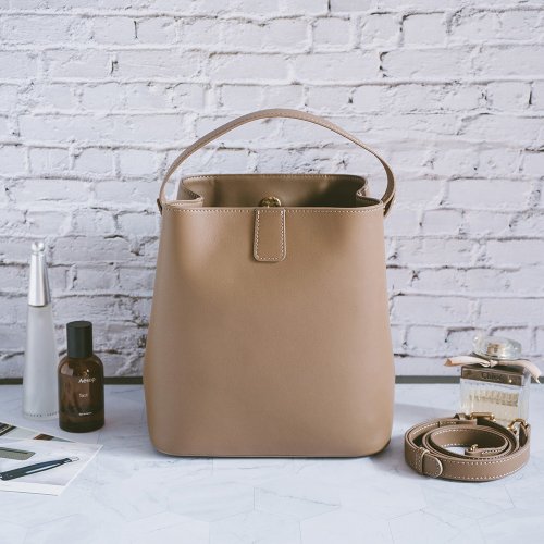 寇比手工皮件 Colbie Leather 真皮手提氣質水桶包 22336 灰N