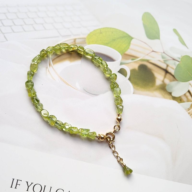 Gemstone of the Sun/Twilight Emerald~ Stone Style Bracelet (shipped in environmentally friendly packaging) - สร้อยข้อมือ - คริสตัล 