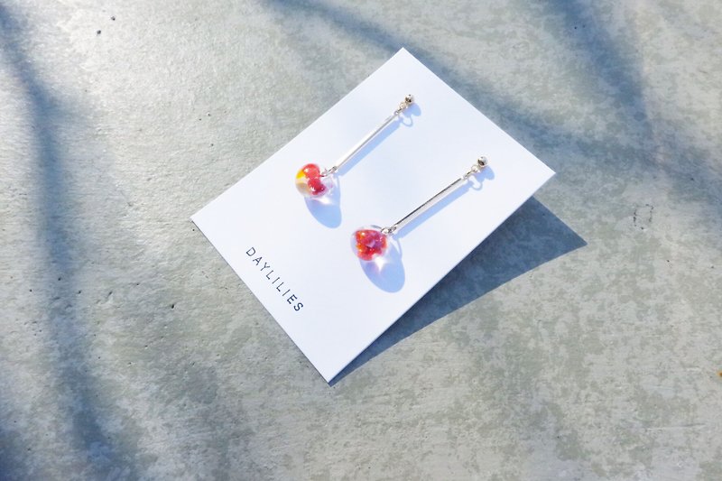 Teardrop琉璃珠耳環(紅紫花) - 耳環/耳夾 - 純銀 紅色
