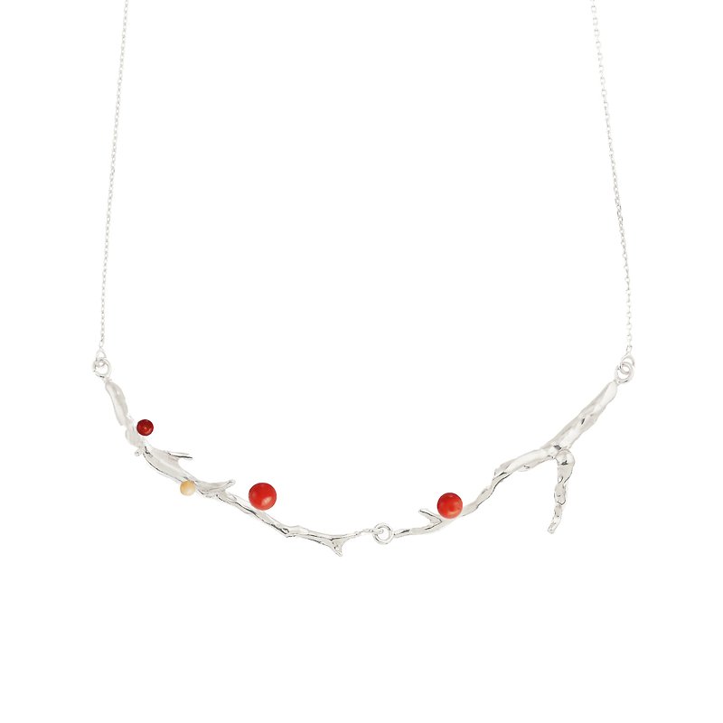 Silver colored coral branch necklace CORAIL LAURIER - สร้อยคอ - โลหะ สีเงิน