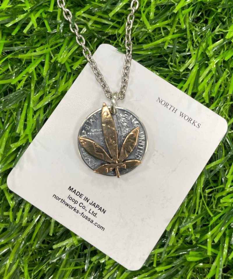 Japan North Works N-601A Marijuana Leaf Coin Necklace Sterling Silver Necklace Silver Jewelry Handmade in Japan - Necklaces - Sterling Silver 