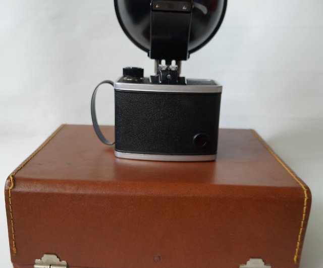 アンティークカメラ1952年代アンスコレディフラッシュカメラ - ショップ Mr. Goo カメラ - Pinkoi
