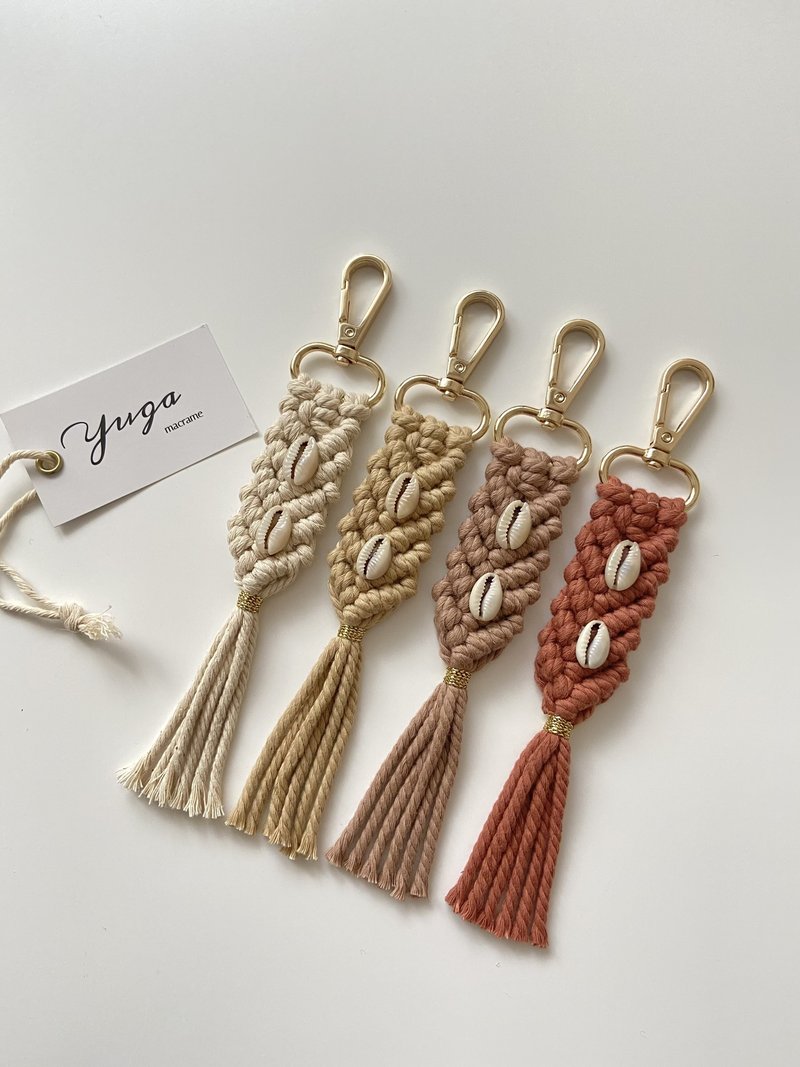 Macrame Shell Woven Keyring Charm - ที่ห้อยกุญแจ - ผ้าฝ้าย/ผ้าลินิน 