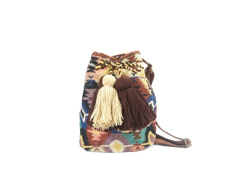 Pastel Aztecs Hmong bucket bag cross body bag whit pom  - 側背包/斜背包 - 棉．麻 多色