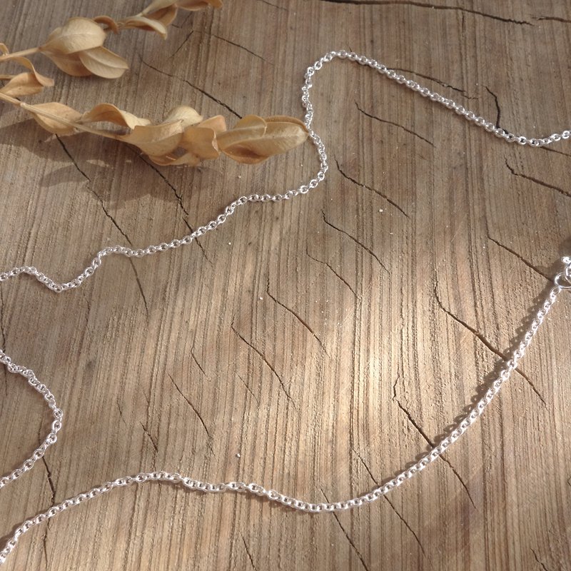 Sterling Silver Chain - Small, 16 "wide and 1.6mm (with pendant) - สร้อยคอ - โลหะ สีเงิน