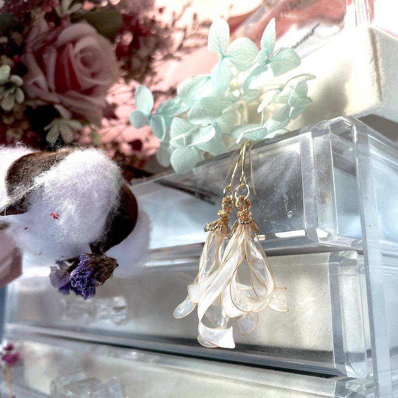 白花伴 - 耳環/耳夾 - 其他材質 透明