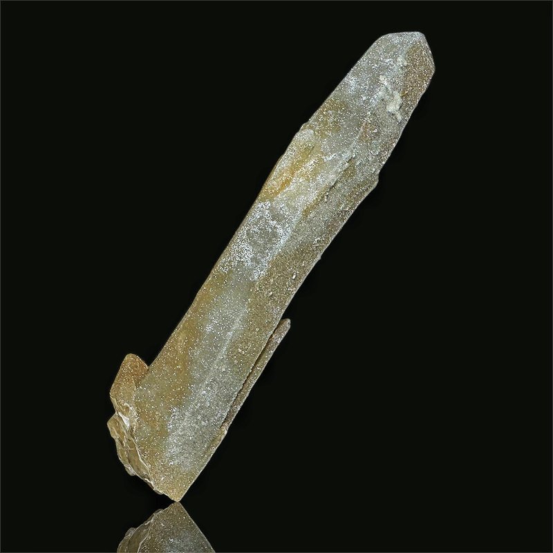 內蒙古蠟燭水晶 橋樑水晶 稀有大尺寸雷射激光手術刀水晶 閃亮 - 擺飾/家飾品 - 水晶 銀色